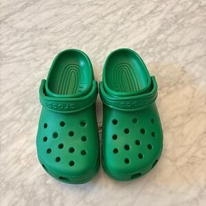 CROCS Classic Green Sandals